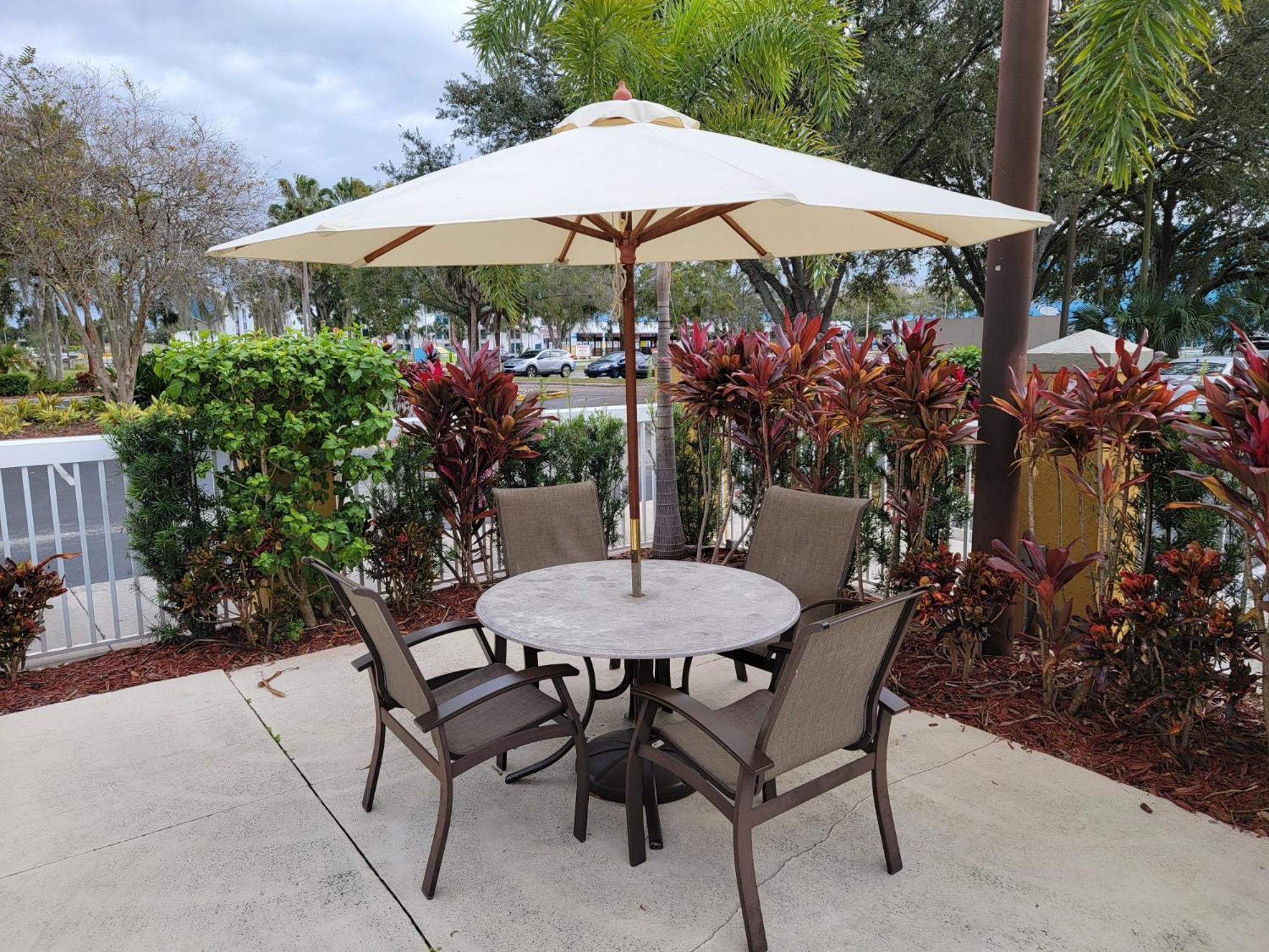 Galleria Palms Orlando - Free Theme Park Shuttles Four Corners Exterior foto